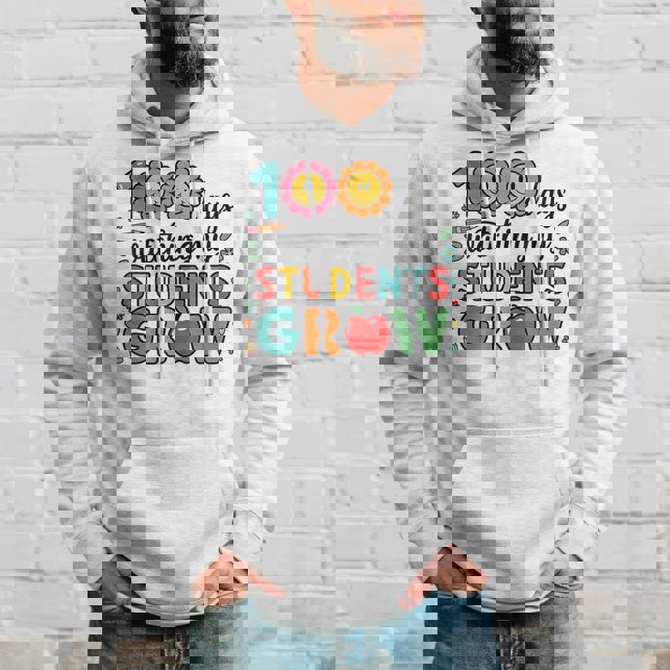 生徒たちが幸せに育つ100日間の学校を見る パーカー 彼への贈り物