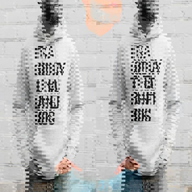 禁止された本を読むのに良い日だ面白いヴィンテージ パーカー 彼への贈り物