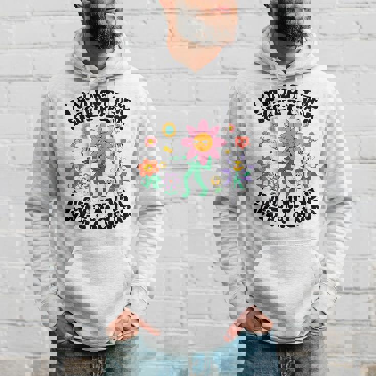 私は大柄な人間じゃないよ椅子で殴るぞおかしい 長袖tシャツ パーカー 彼への贈り物