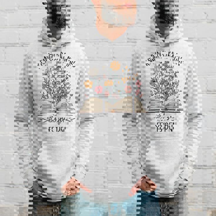 読書は目で見る夢を見る本好き読者 長袖tシャツ パーカー 彼への贈り物