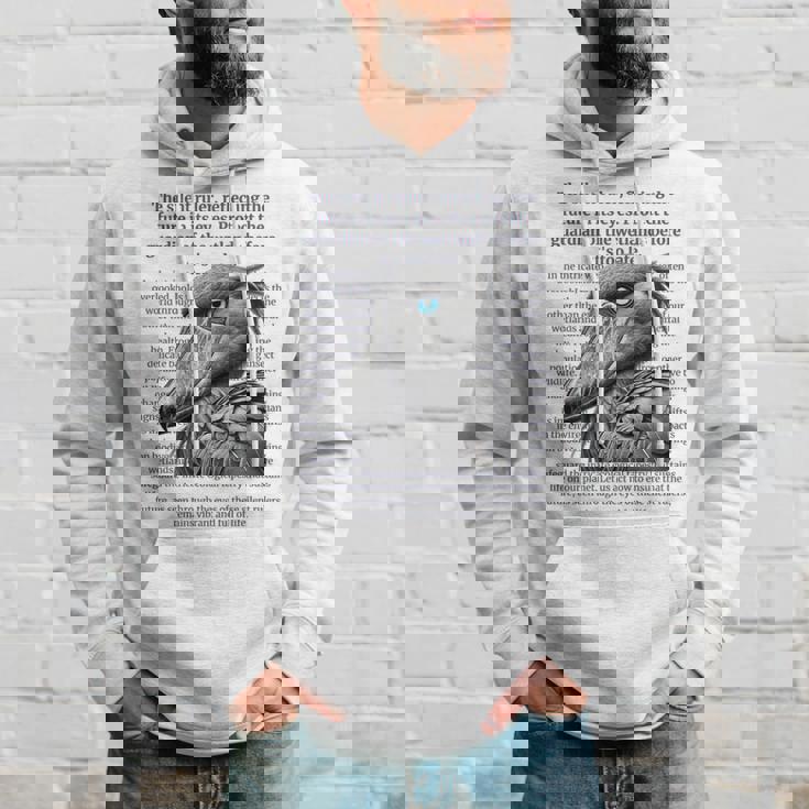 静かなる統治者 – ハシビロコウと湿地の守護 長袖tシャツ パーカー 彼への贈り物