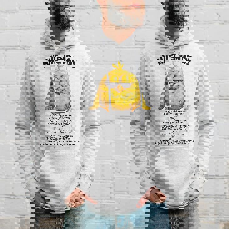 面白いチキンムード、I'm Too Old For This 鳥好きのデザイン。 パーカー 彼への贈り物