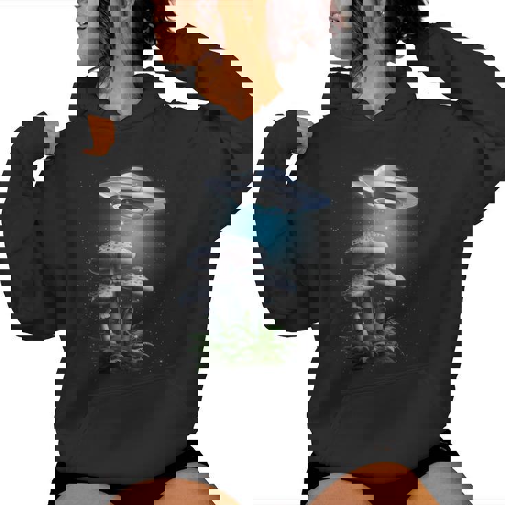 Ufo Hovering Over Weird Mushroomsci-Fi Magichrooms レディースパーカー