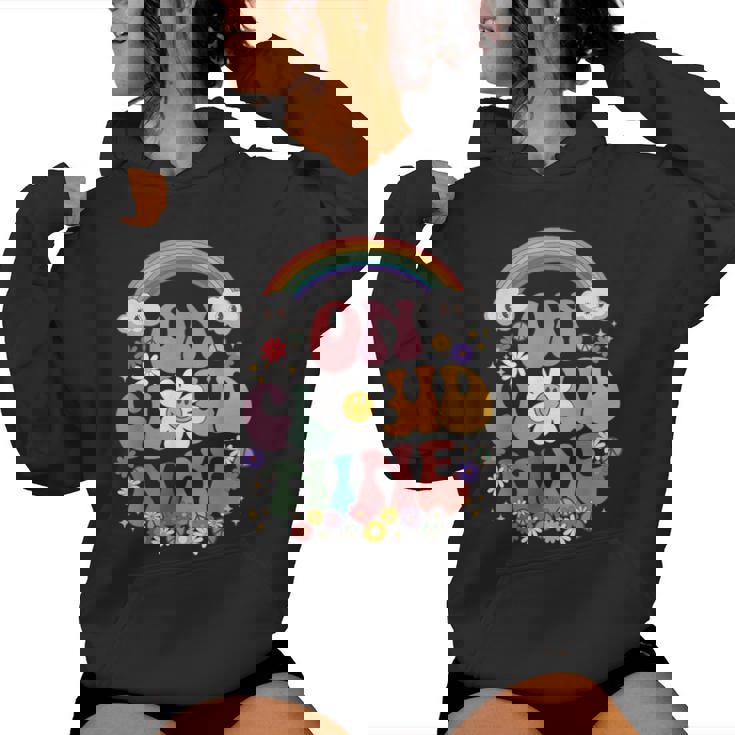 On Cloud Nine Birthday シャツ 9歳の誕生日 女の子 面白い レトロ レディースパーカー