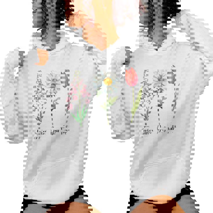 Vintage Floral Plant Foxglove Daisy Tulip Flowers Mom Women Women Hoodie
