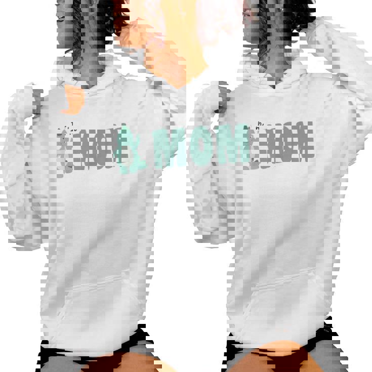 恐竜 かわいい 恐竜好き 家族 お揃い 親子ペア 親子コーデ 家族写真 お母さん 母 はは ママ I'm Mom レディースパーカー