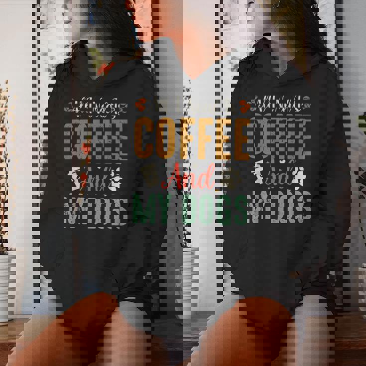 All I Need Is Coffee And My Dogs レディースパーカー 彼女への贈り物