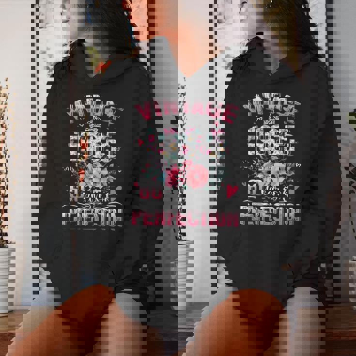 60Th B-Dayintage 1965 Floral 60 Years Of Perfection レディースパーカー 彼女への贈り物