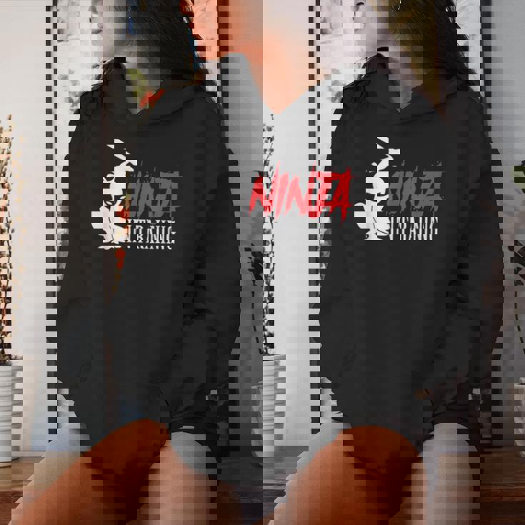 Ninja In Training 面白い忍者誕生日ギフト 男性 女性 子供 レディースパーカー 彼女への贈り物