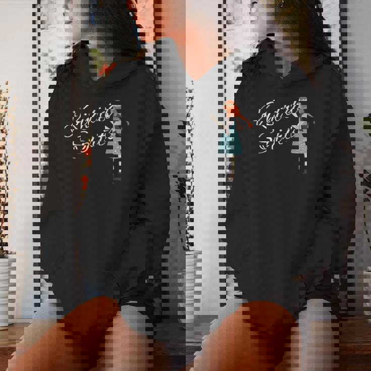 キンドレッドスピリッツ 赤髪三つ編みの女の子 レディースパーカー 彼女への贈り物