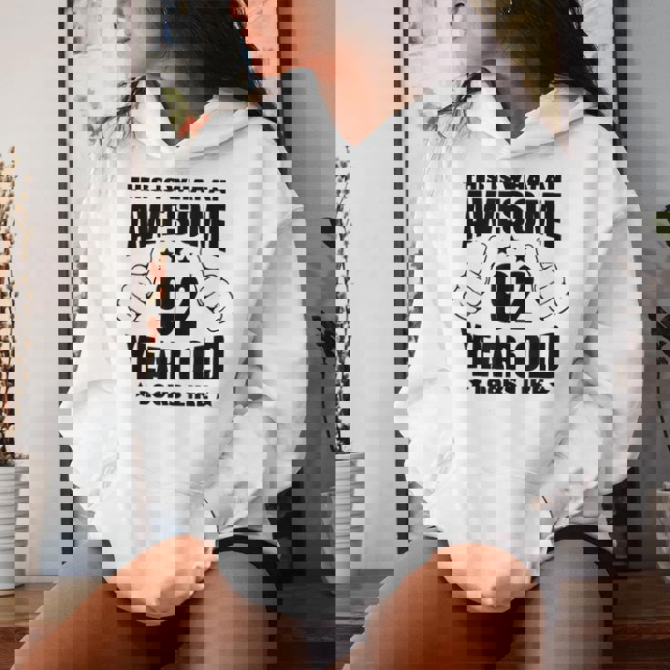 92歳の誕生日 女性 男性 素晴らしい92歳のおばあちゃん レディースパーカー 彼女への贈り物