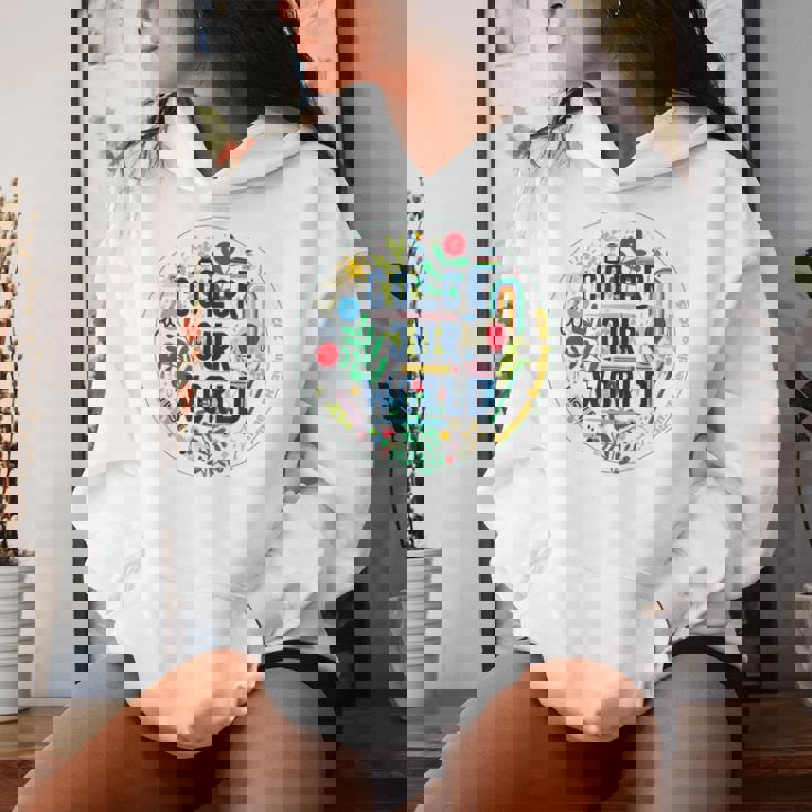 Color Our World Summer Reading 2025 Boho Wildflower Book Women Hoodie Gifts for Her