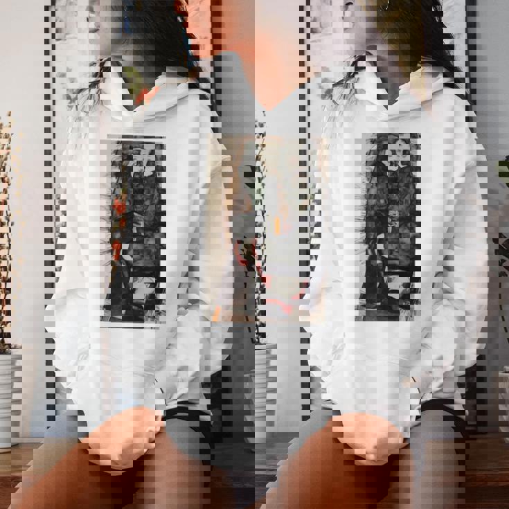 フリンジ付きの毛布の上の二人の女の子 エゴン・シーレ作 1911 長袖tシャツ レディースパーカー 彼女への贈り物