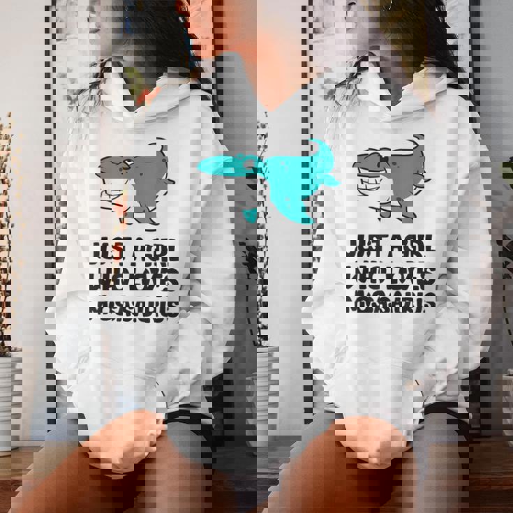 モササウルスが好きな女の子だけ レディースパーカー 彼女への贈り物