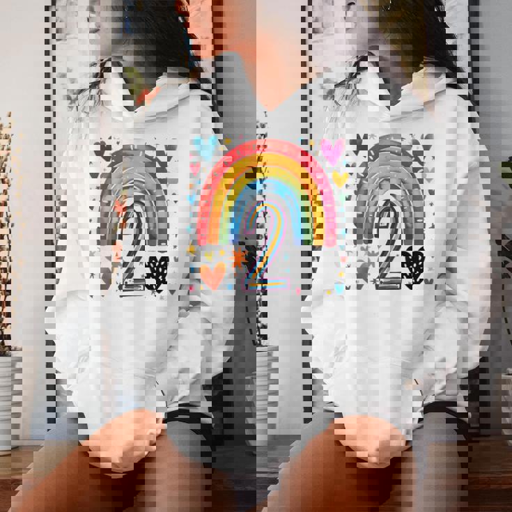 私はもう2歳 女の子のためのかわいいレインボーバースデーデザイン レディースパーカー 彼女への贈り物