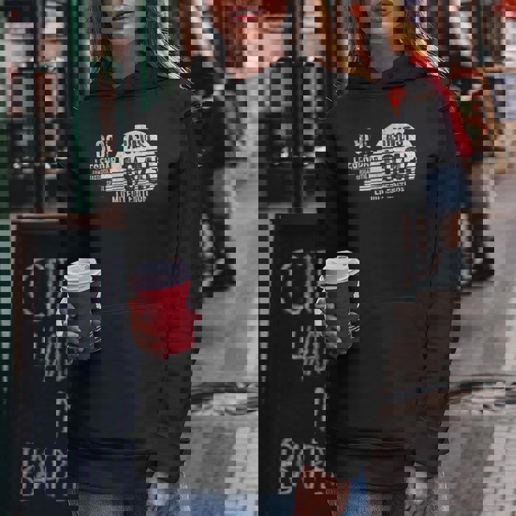 80歳の誕生日 メンズギフト 80歳 女性用 80年 8月 1943 レディースパーカー 面白い贈り物