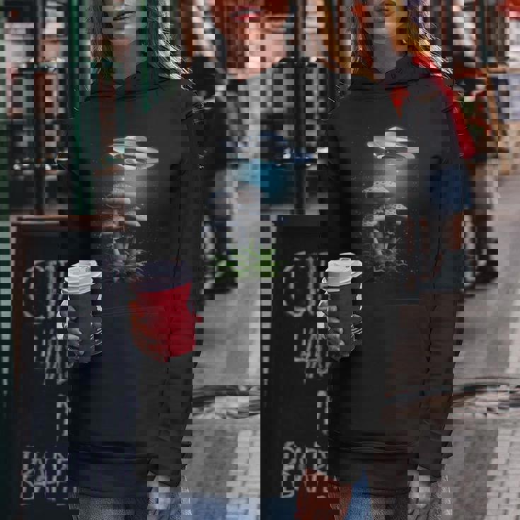 Ufo Hovering Over Weird Mushroomsci-Fi Magichrooms レディースパーカー 面白い贈り物