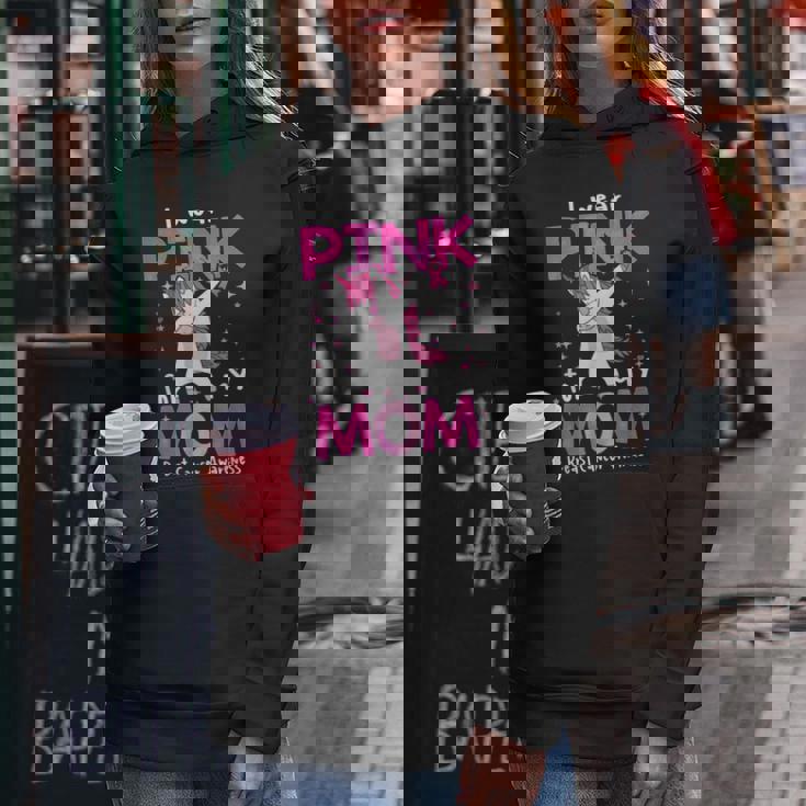 I Wear Pink For My Mom Breast Cancer Awarenessupport レディースパーカー 面白い贈り物