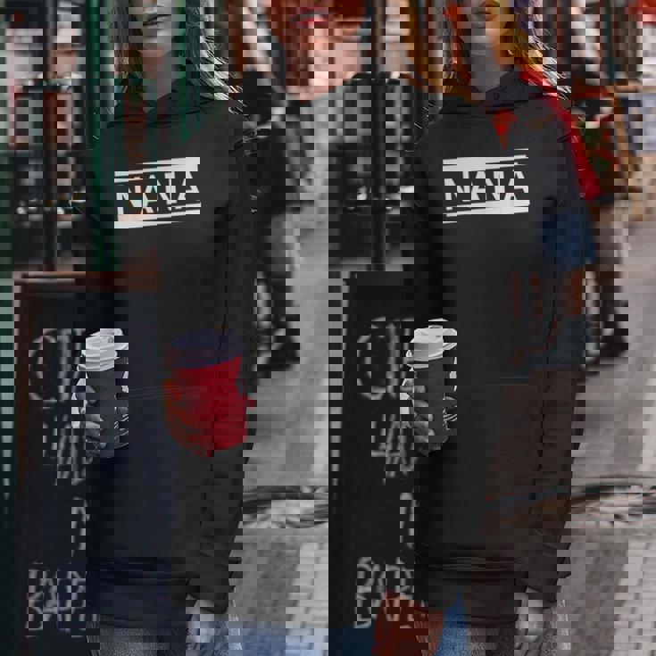 「Nana」ヘボン式「なな」「ナナ」下の名前 ローマ字 名入れ 名乗り ラテン文字 綴り レディースパーカー 面白い贈り物