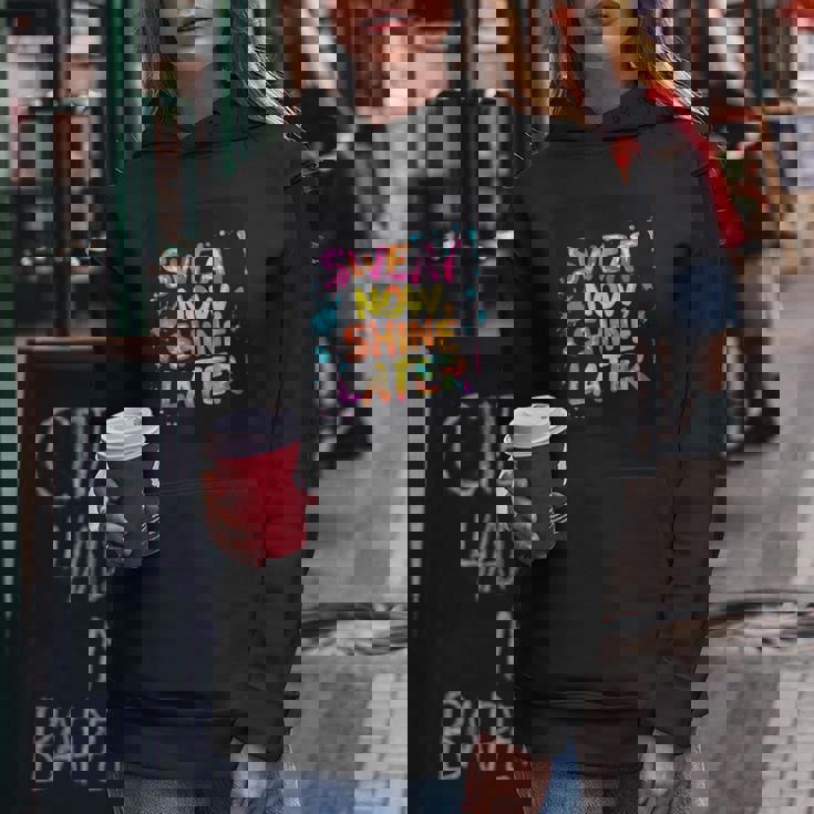 カラフルな汗が今輝き、男の子と女の子のためのステートメント。 レディースパーカー 面白い贈り物