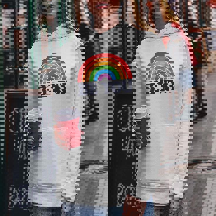 Lgbtq Be You Pocket Gay Pride Lgbt Ally Rainbow Flagintage レディースパーカー 面白い贈り物