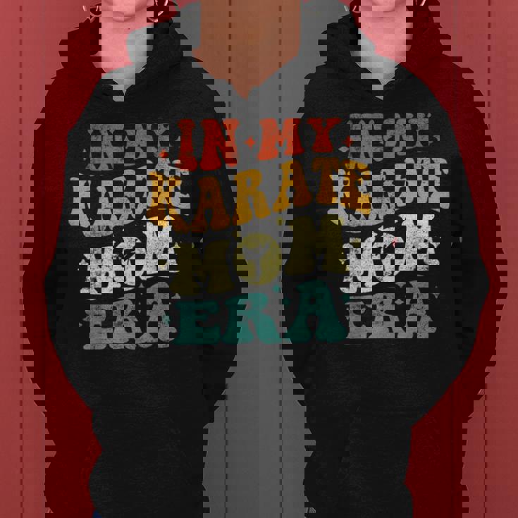 In My Karate Mom Era 面白い 空手 ママ ヴィンテージ 母の日 レディースパーカー