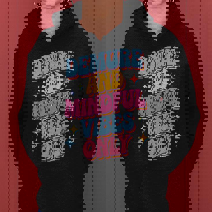 Very Demureery Mindfulibes Only Cute Retro Girls レディースパーカー