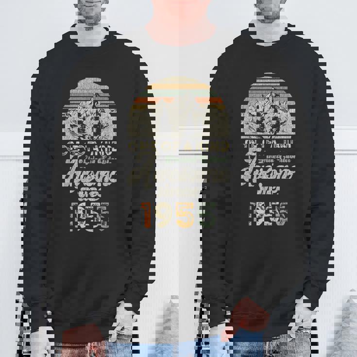 1955年の誕生以来、70年の歴史を誇る山々 スウェットシャツ 高齢者への贈り物