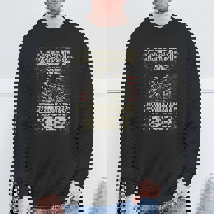 1967年2月以来の伝説 1967年2月生まれ。 スウェットシャツ 高齢者への贈り物