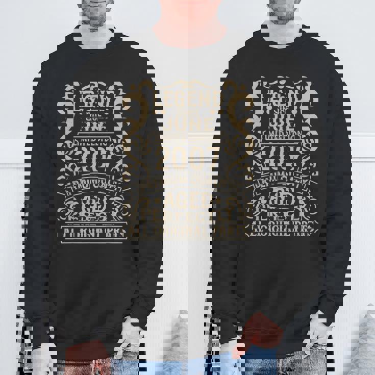 2007年6月 18歳の誕生日デコレーション ヴィンテージ 18歳の誕生日 スウェットシャツ 高齢者への贈り物