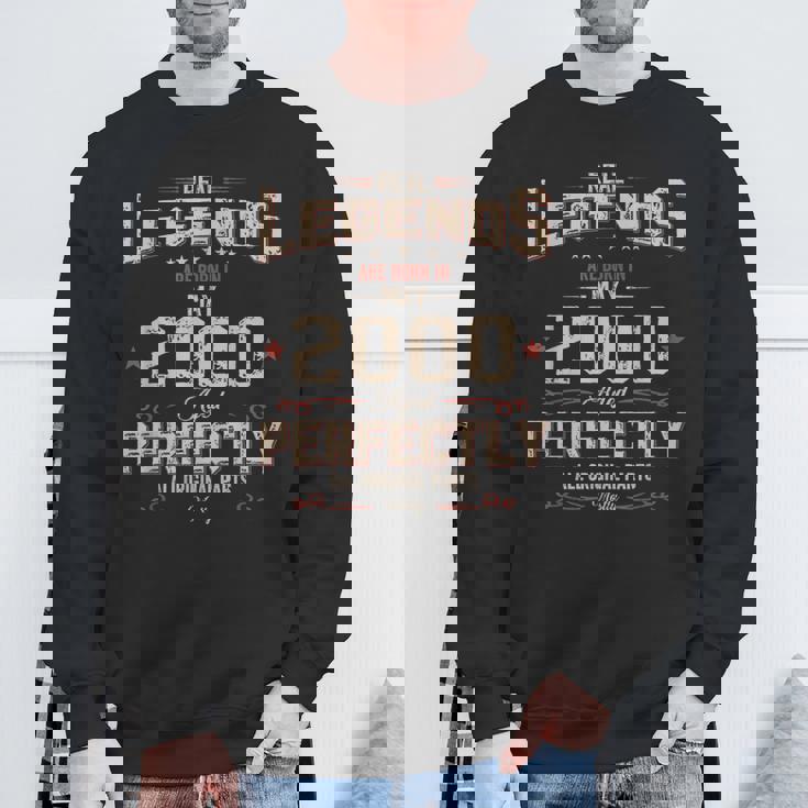 25 歳の誕生日 男性 オリジナル 5月 ヴィンテージ 2000 年 ギフト スウェットシャツ 高齢者への贈り物