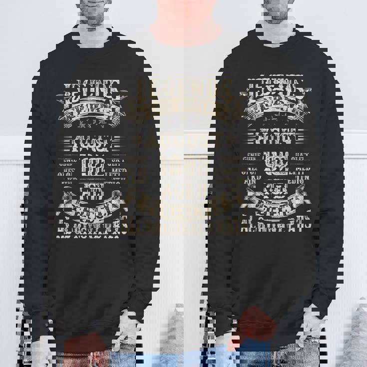 43歳の誕生日プレゼント 男性 43歳 誕生日 1982年8月 スウェットシャツ 高齢者への贈り物