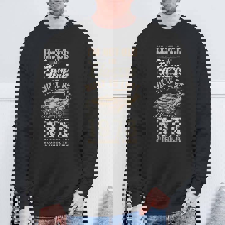 52歳の誕生日 1973年生まれのクラシックカー スウェットシャツ 高齢者への贈り物