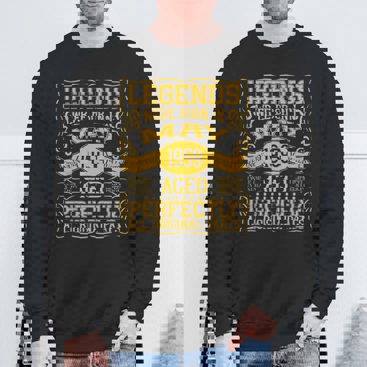 66歳の誕生日伝説は1959年5月に誕生しました。 スウェットシャツ 高齢者への贈り物