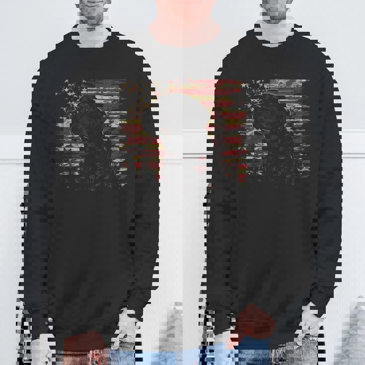 7月4日 アメリカ国旗 愛国心が強いラブラドールレトリバー犬 スウェットシャツ 高齢者への贈り物