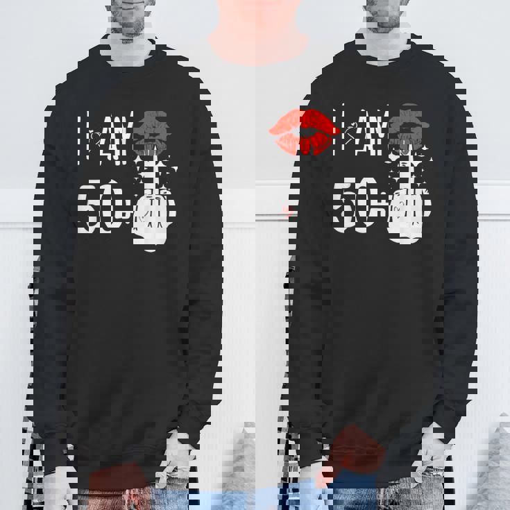 I Am 50 Plus 1 中指 51歳の誕生日 面白い スウェットシャツ 高齢者への贈り物