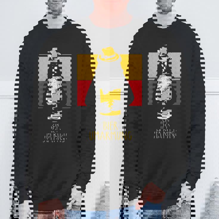 Bier Hug 面白いオクトーバーフェストデザイン ビールベア ドイツパーティー スウェットシャツ 高齢者への贈り物