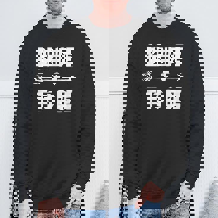 Bride To Be ブライダルシャワーギフトアイデア 花嫁シャツ スウェットシャツ 高齢者への贈り物