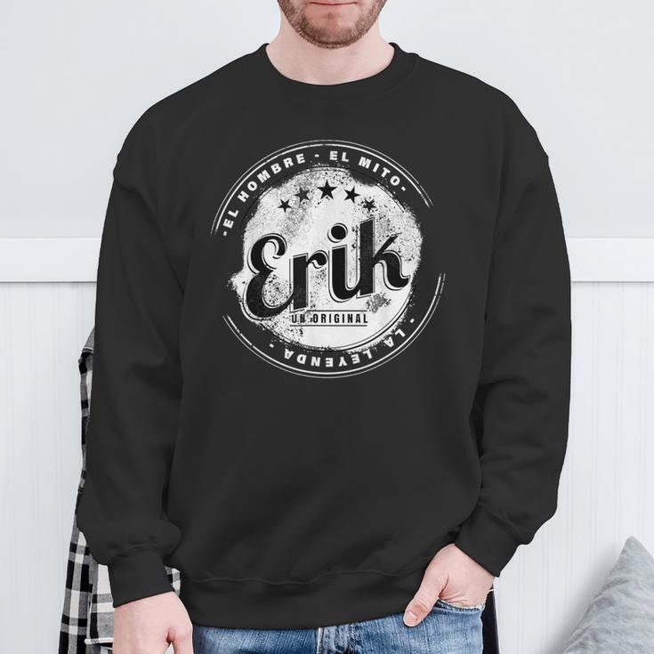 Erik El Hombre El Mito La Leyend Erik Nombre Camisa de entrenamiento Regalos para ancianos