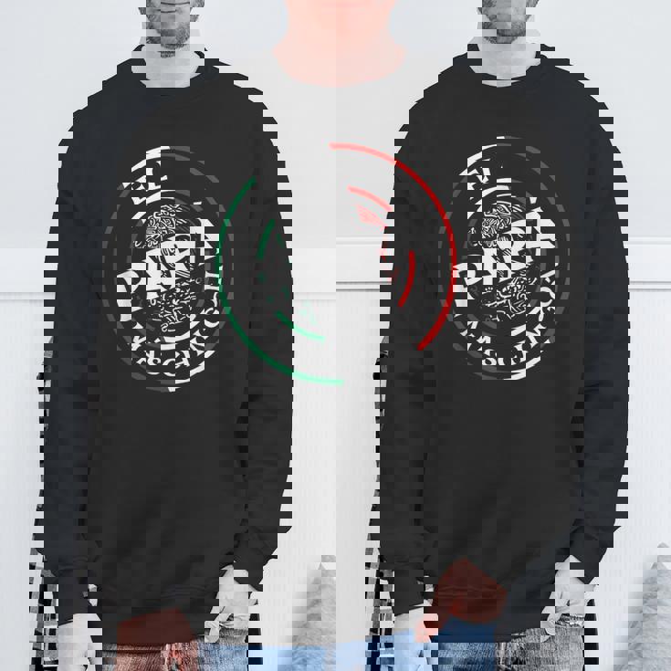Father's Day El Papa Mas Chingon Mexican Dad Spanish Sweatshirt Gifts for Old Men