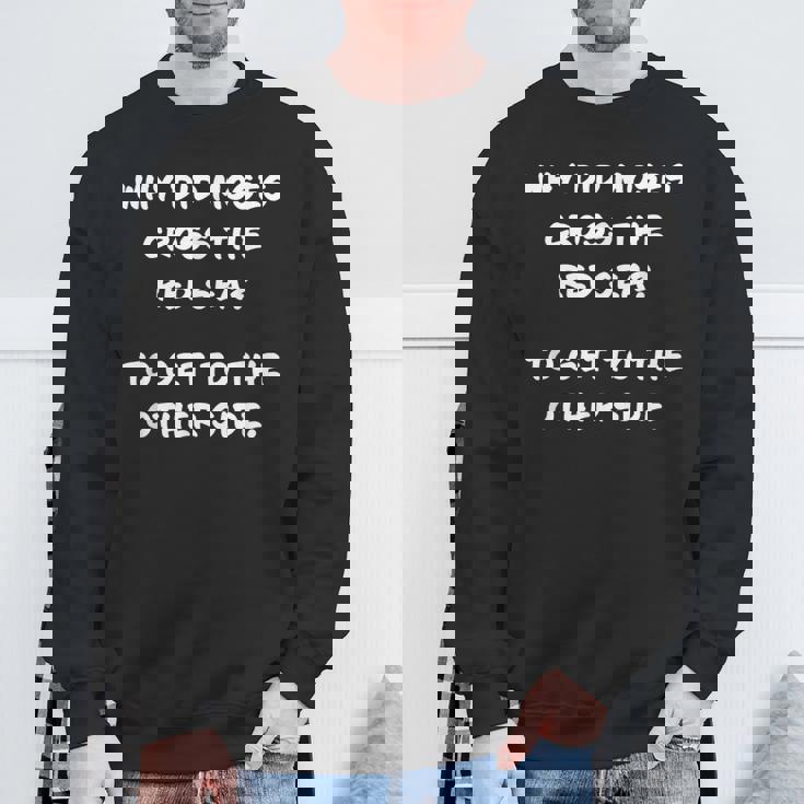 Clean Bible Character Humor – Moses & The Redea スウェットシャツ 高齢者への贈り物