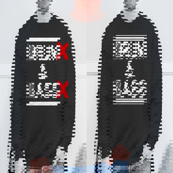 Rum And Ass Lovers Drum & Bass パロディ 皮肉なスローガン スウェットシャツ 高齢者への贈り物