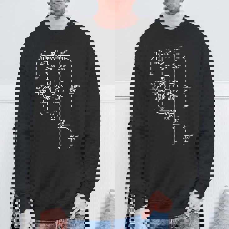 Fuzz Pedal スケマティック回路 ハンドワイヤー ミュージシャン ギフト スウェットシャツ 高齢者への贈り物