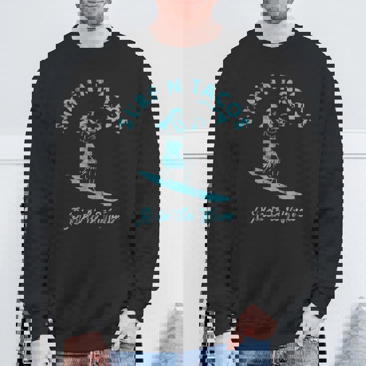 Hawaiiurf N Taco サーファー フラガール ヴィンテージスタイル スウェットシャツ 高齢者への贈り物