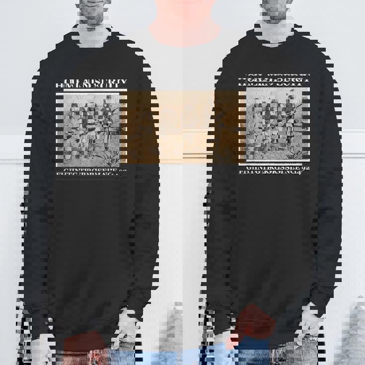 Homelandecurity Fighting Terrorismince 1492 スウェットシャツ 高齢者への贈り物