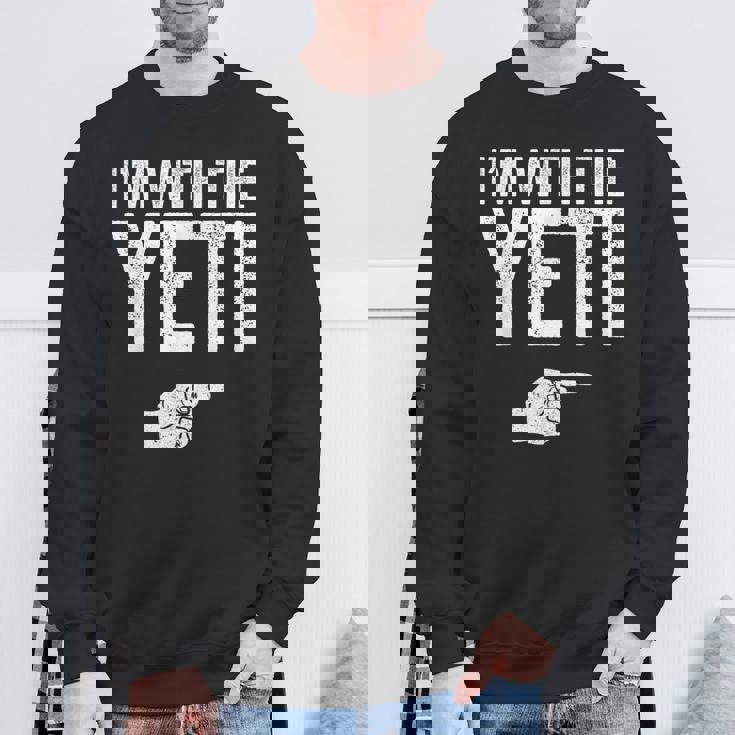 I'm With The Yeti お揃いのyetiコスチュームシャツ スウェットシャツ 高齢者への贈り物