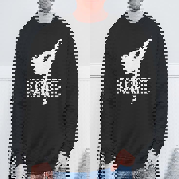 Karate Kick 空手キック松濤館、剛柔和道上地糸東極真流 スウェットシャツ 高齢者への贈り物