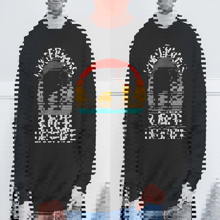 I Like Elephants And Maybe Like 3 People シャツ 象 スウェットシャツ 高齢者への贈り物