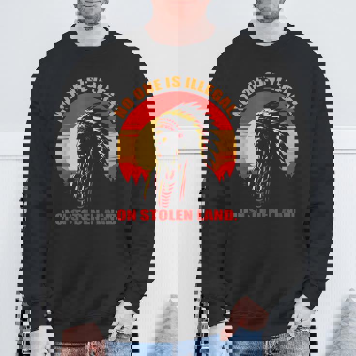 No One Is Illega、Ontolen Land、 スウェットシャツ 高齢者への贈り物