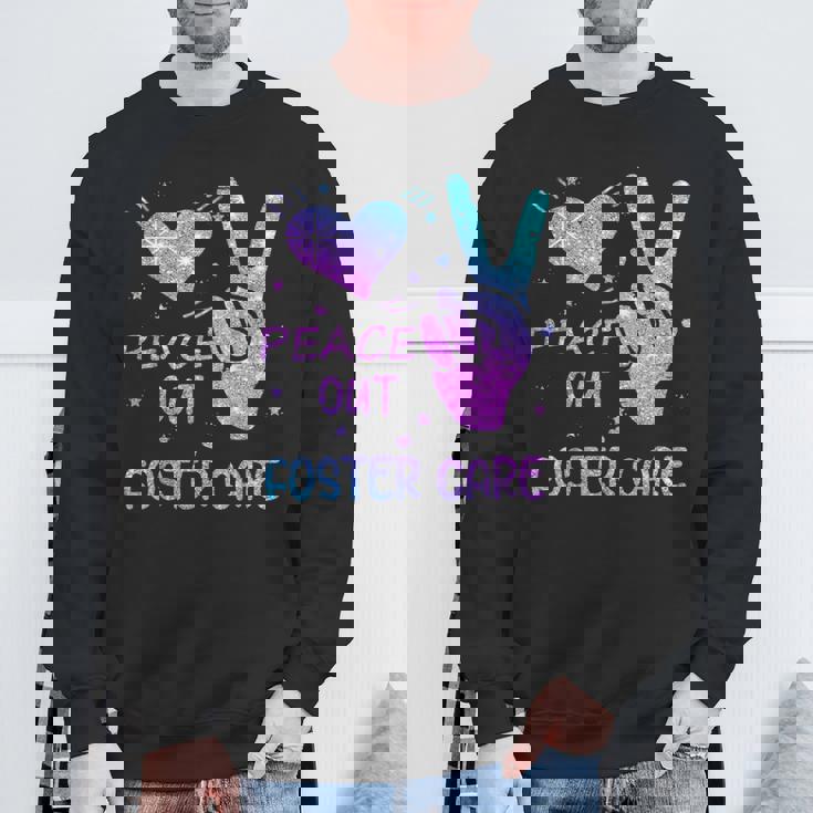 Peace Out フォスターケア 養子縁組 ごっちゃの日 2023 スウェットシャツ 高齢者への贈り物